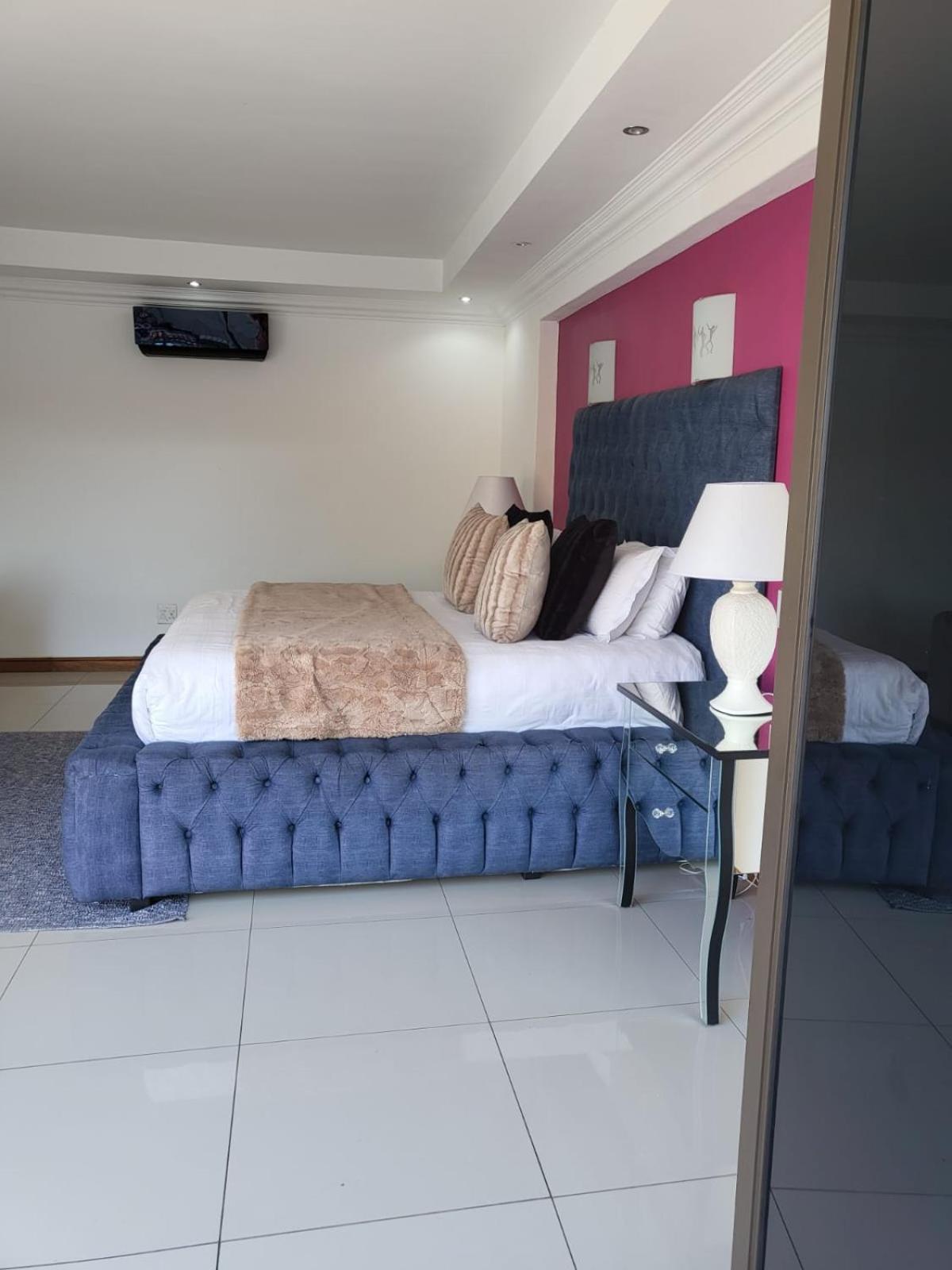 17 On Buffalo Johannesburg Bagian luar foto